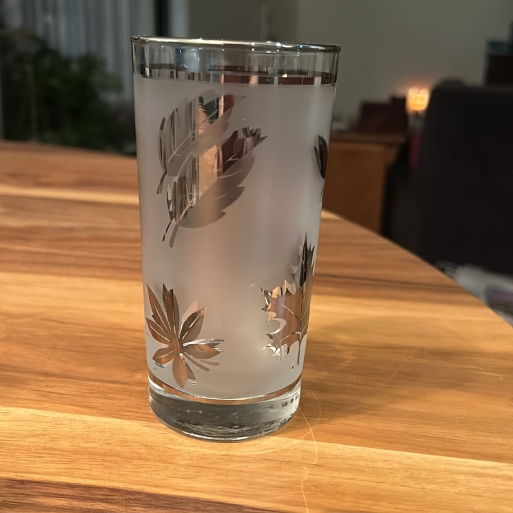 MCM Libby Silver Leaf Frosted Glasses - Picture 7 of 7